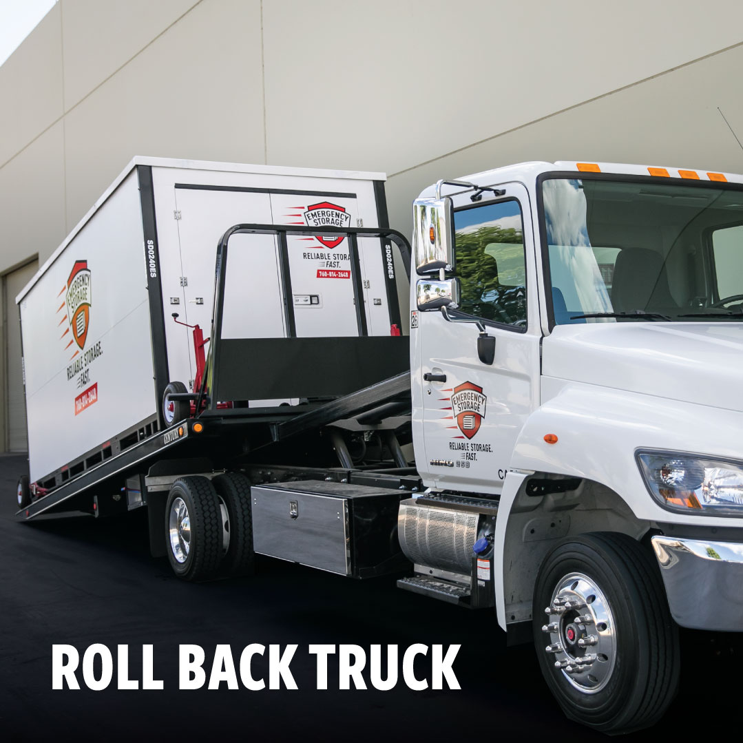 BoxwellStorage's tweet photo. Different operators. Different markets. Different delivery systems.

From Cardinal Mules to roll-back trucks, no-ramp trailers and horizontal lifts, there are plenty of ways to keep portable storage moving. 📦🚚
.
.
.
#PortableStorage #StorageSolutions #Boxwell #DeliveryMethod https://t.co/xp1ky5Fp89