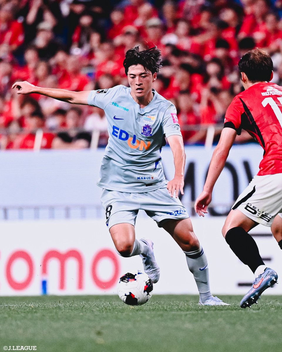 J_League's tweet photo. 🎂 HAPPY BIRTHDAY 🎂

本日8月28日は
サンフレッチェ広島
川村拓夢 選手の27歳の誕生日です👏

川村選手、
おめでとうございます🎊

@sanfrecce_SFC
#Ｊリーグ https://t.co/hwz4GfJDVe