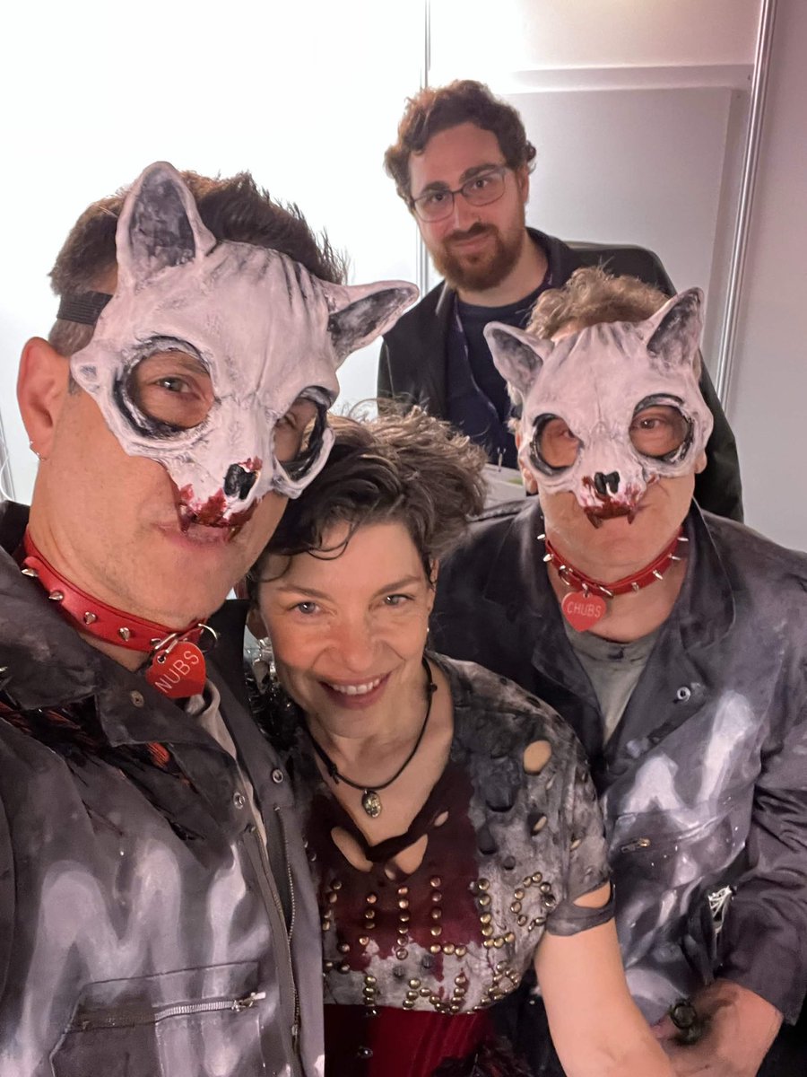 edmundmcmillen's tweet photo. When @PlanetRidiculon starts doing full live sets, what 10 songs are must haves on the set list? https://t.co/AQzUhShqDG