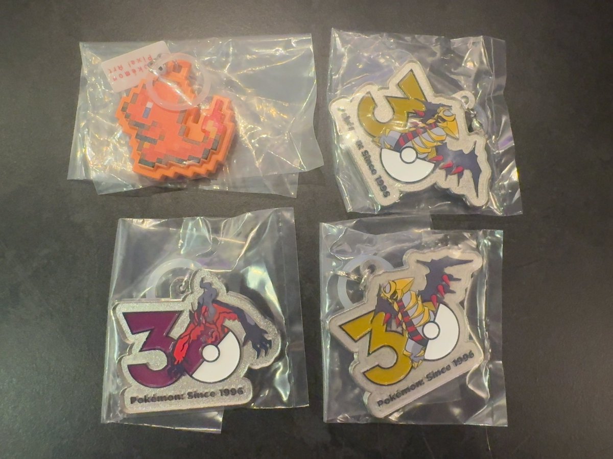 u6axz's tweet photo. ポケモン30周年メタルチャー厶マスコット~シンオウ、イッシュ、カロス~
Pokemon Pixel Art つれあるきマスコット
求 定価＋送料
譲 画像参照
郵送にての取引希望です。お気軽にお声掛けください。 https://t.co/T4jRqbRRB3