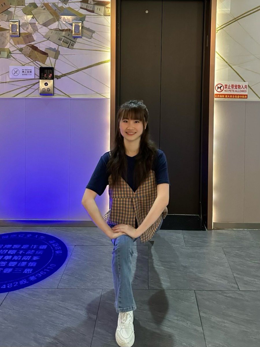 sweef110885's tweet photo. Small daily habits make big health gains: swap 5 mins of phone scrolling for stretching, drink 1 more glass of water, and take a 10-minute walk today. Your future self will thank you! https://t.co/ZzkVFFxJHH