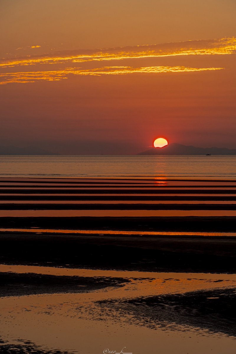 nao_k__'s tweet photo. 今日もお疲れ様でした✨

真玉海岸。
夕日

大分県豊後高田市 真玉海岸
私が写した景色をThreadsの皆様に見てほしい https://t.co/6PnF1hMCig