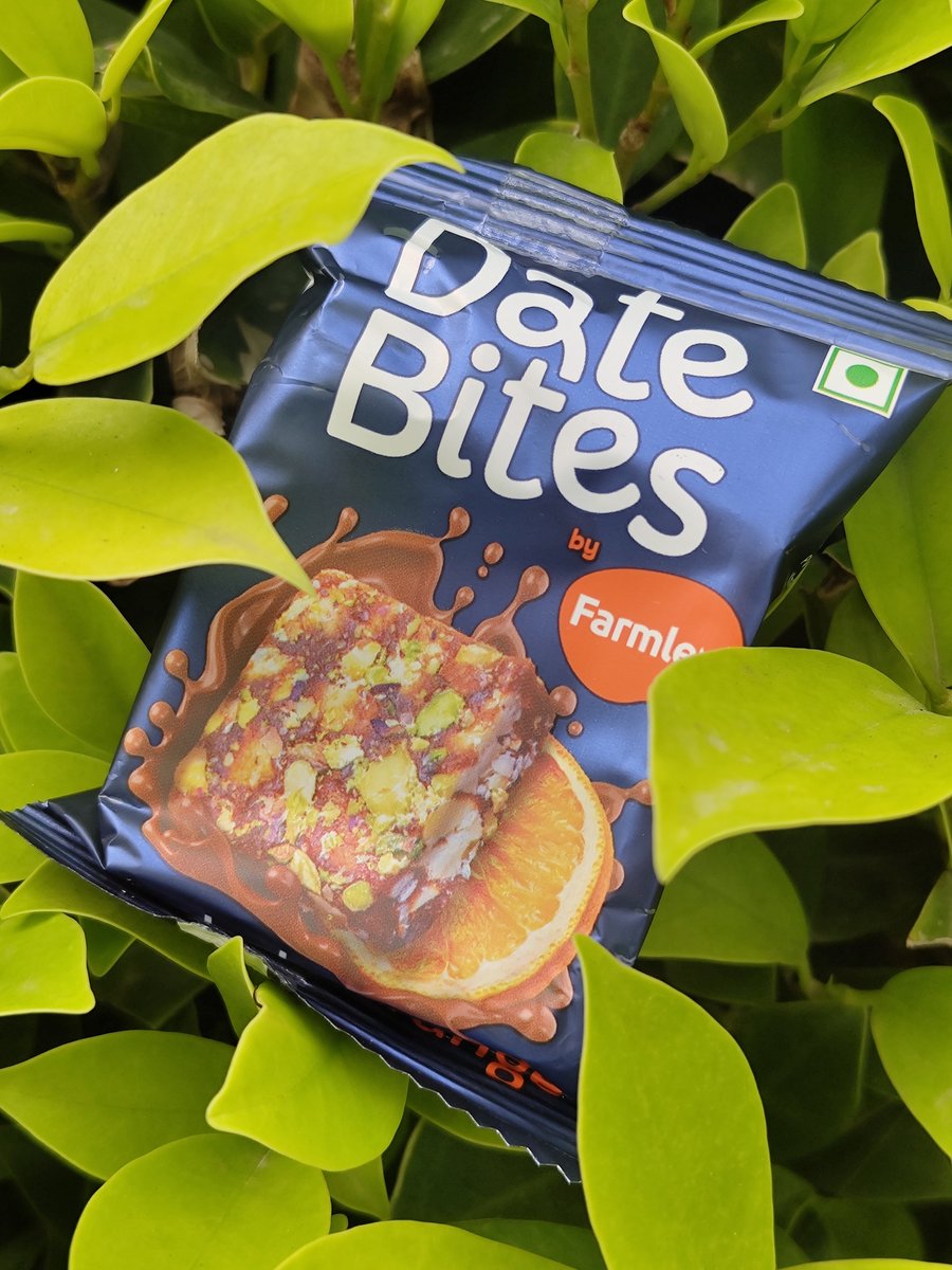 VayamJijivisha's tweet photo. Suggestion for the Snackers 😋
Date Bites by Farmley might be a tasty and healthier option for small cravings. Ingredients are good too.
#NoAd #NoPromotion #SuggestionOnly https://t.co/pn5Y5d9mmS