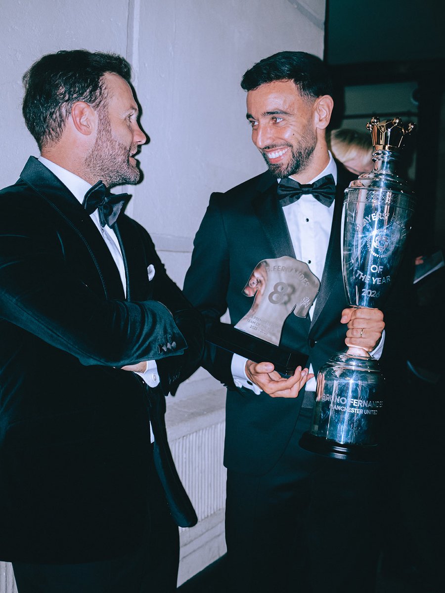 B_Fernandes8's tweet photo. Your best is never achieved alone.

Thank you so much, @PFA ✨ Honoured to be recognised by my colleagues. https://t.co/8ecVnLN9Im