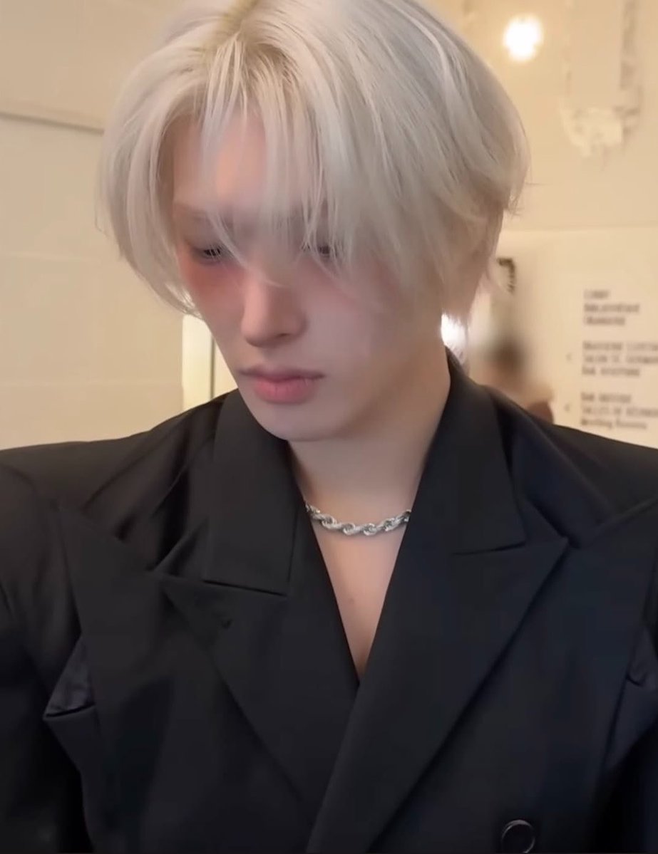 yungisholic's tweet photo. *laugh* yes mingi jeong (his mj) https://t.co/ayhS1kgpEn