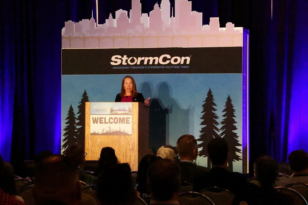StormCon's tweet photo. ๐ง๏ธ A packed room kicked off Day 2 of #StormCon 2026!
Katrina Kessler, Commissioner of the Minnesota Pollution Control Agency, discussed the challenges and opportunities ahead for stormwaterโfrom climate resilience and water quality to PFAS.
What a great start to the day! https://t.co/xayFcSi8ru