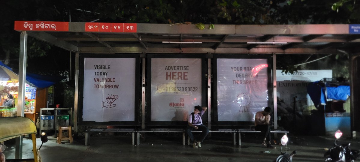 KshitijSingh22's tweet photo. Dear @CRUT_BBSR  no light is Working at @KIMSBBSR  both side 
Bus Stop, Please look into this
@bmcbbsr @ChanchalRanaIAS 
@arunbothra Sir plz help https://t.co/qAOInr7M5J