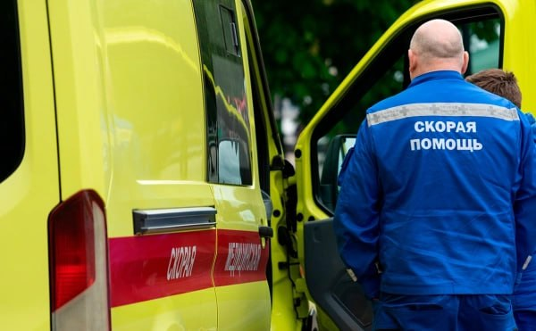 Sputnik_India's tweet photo. 🚨 BREAKING: 9 civilians killed in Ukrainian terror attack on bus

A Ukrainian drone attack hit a passenger bus in the Lugansk People's Republic, regional head Leonid Pasechnik said. https://t.co/EEJSfYW2zE