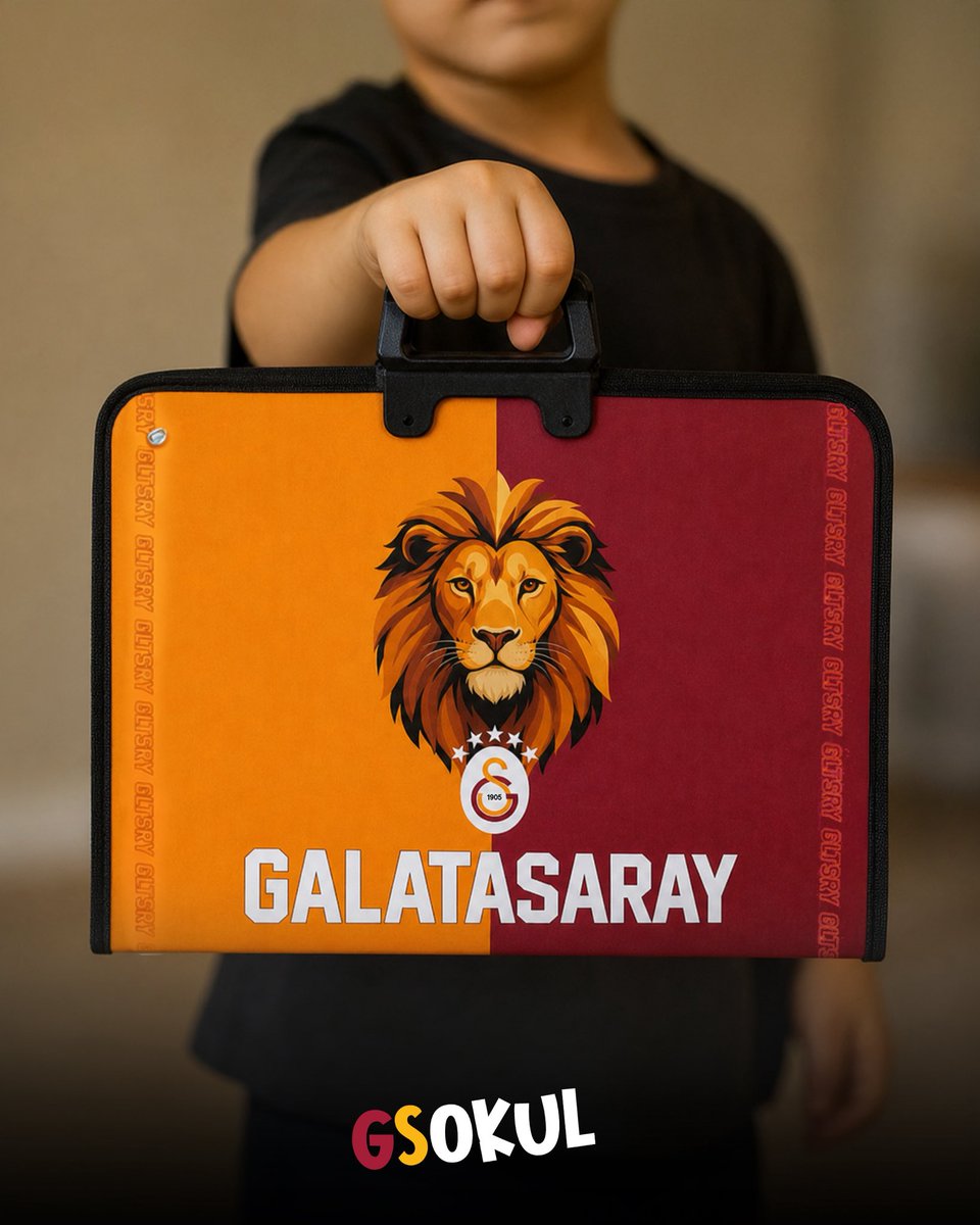 GSStore's tweet photo. Yeni dönem, yeni başlangıçlar, aynı Galatasaray ruhu! 💛❤️

Okul zili çalmadan, GSOkul’da hazırlıklarını tamamlamak için linke tıkla 👇

📲https://t.co/JzelvsQ18O https://t.co/bAs3eYKf6q