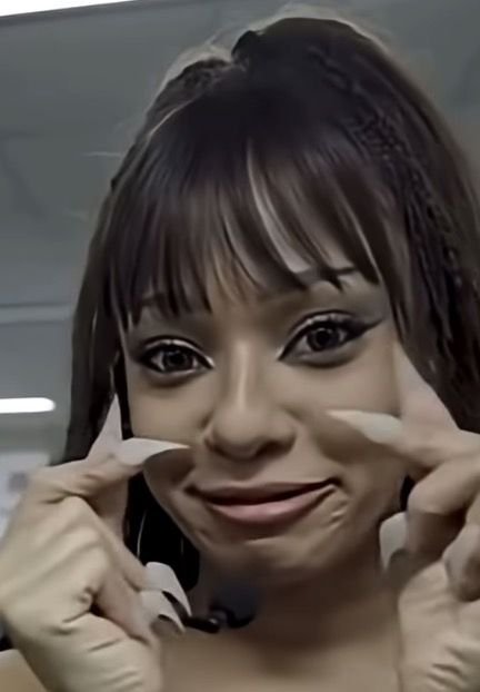mnikiara_'s tweet photo. here is ur bl@ck ugly b!vch idol https://t.co/rlKW2Mhkdv