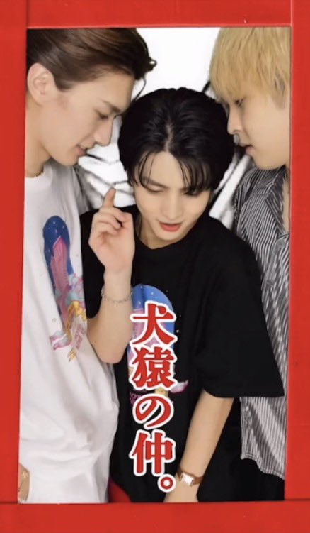siidnq's tweet photo. 레전드착둥이들모임 🤍🧡💛 https://t.co/j4nM5pEPxt