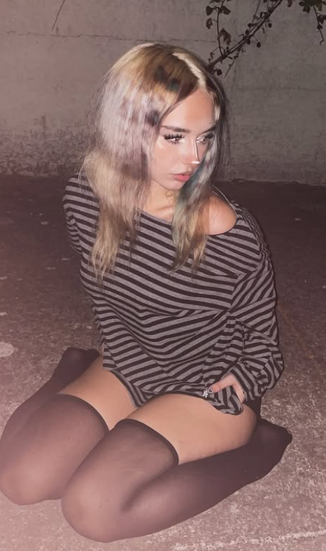 GoonInflusFR's tweet photo. 👤Visage 7/10
🍑 Corps 8,5/10 

Du insta qui insta wow.. 

https://t.co/0dVL99rQ3z https://t.co/ExydnV78zF