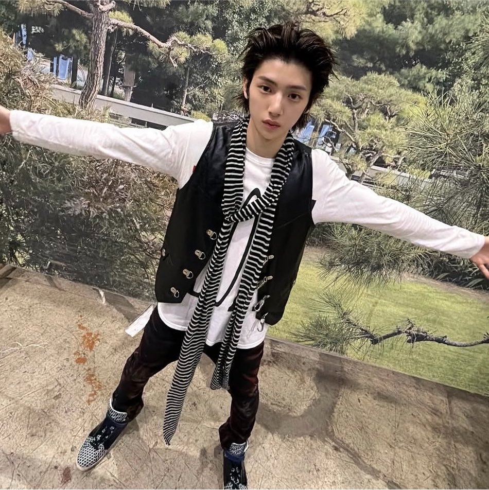 walnutandjuhoon's tweet photo. @eozoer 잘 지내봅세 일단 안아 https://t.co/N5kxkgcUjB