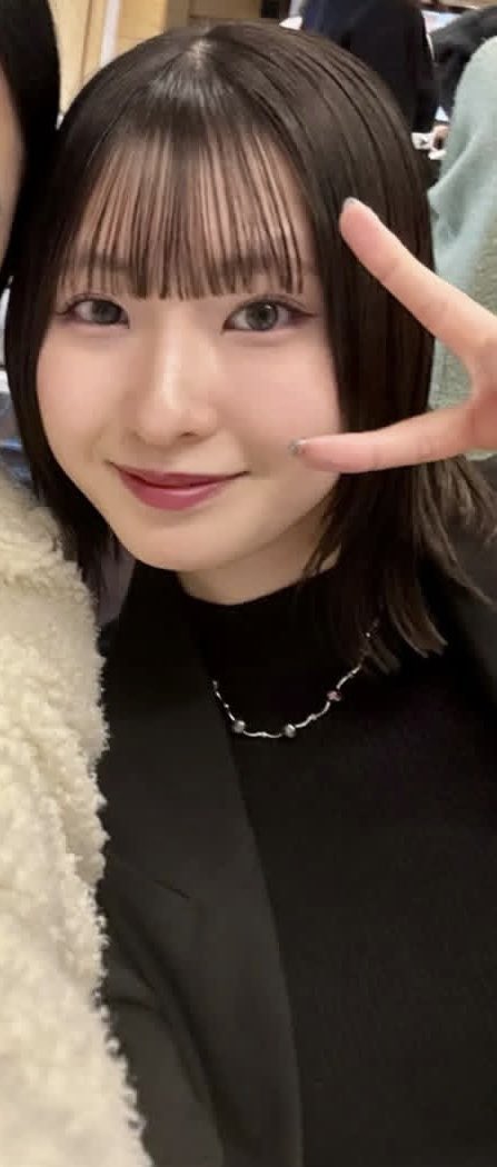 oAkqmHFgZT43788's tweet photo. 顔も身体も完璧なあいみちゃん💕💕

もっと有名になってみんなのおなぺになっちゃえ💕💕 https://t.co/aKhpnUbeIF