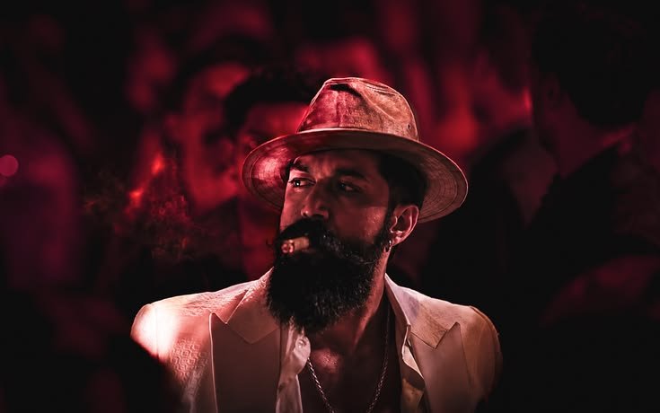 TA_BoxOffice's tweet photo. Hindi alone crosses ₹51 Cr by 9:45 Pm 🔥

That’s PAN-INDIA STAR POWER. 👑💥

#Toxic #Yash #ToxicMovie #ToxicReview https://t.co/W5o5InTXmX