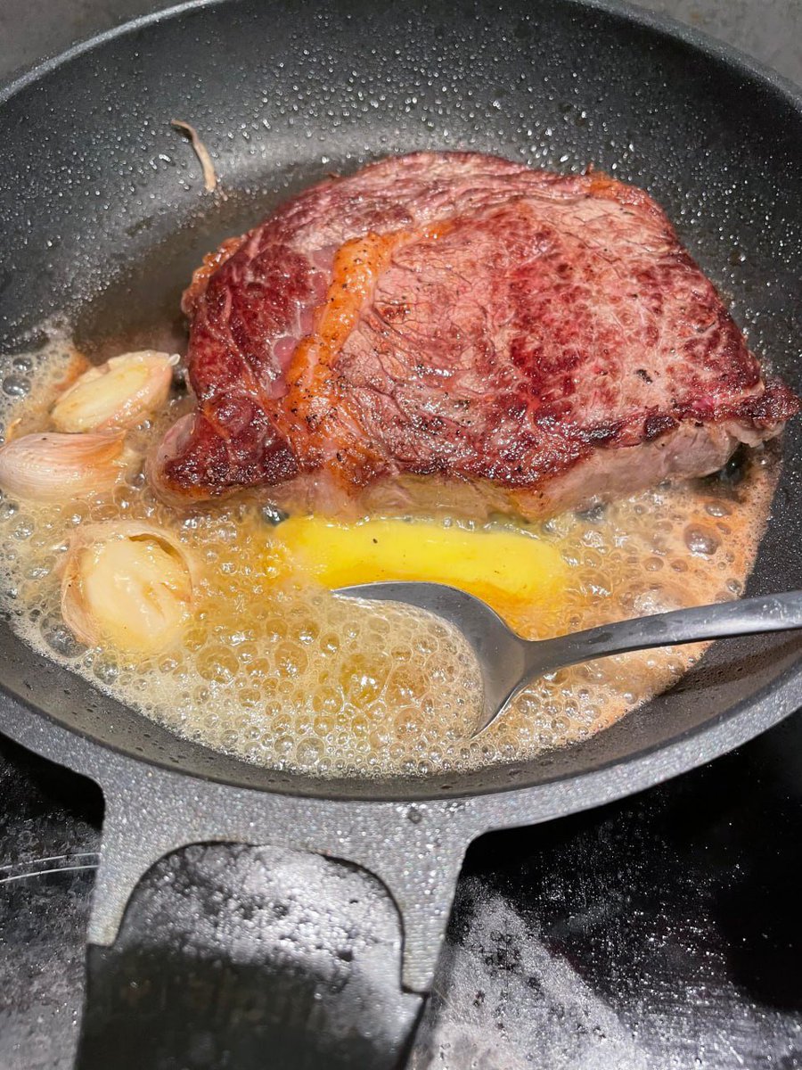 ERDF12R's tweet photo. It’s almost done🤤 Evelyn. https://t.co/sLbWKE2IWw