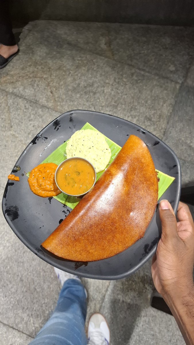 JoelisnotAI's tweet photo. Looks like rameshwaram cafe was emptied for me 🥺. Also happy onam btw!! https://t.co/eyQfYqTtbd