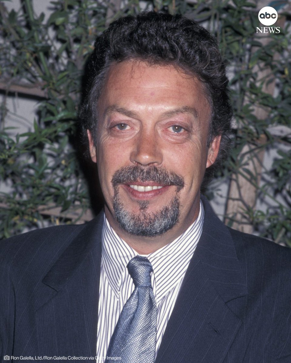 ABC's tweet photo. Tim Curry, the British actor known for scene-stealing roles in cult classics and blockbusters ranging from "The Rocky Horror Picture Show" to "Home Alone 2: Lost in New York," has died, his publisher at Grand Central confirmed. He was 80.

https://t.co/Pk69bNbBHU https://t.co/u8fXpPziTn