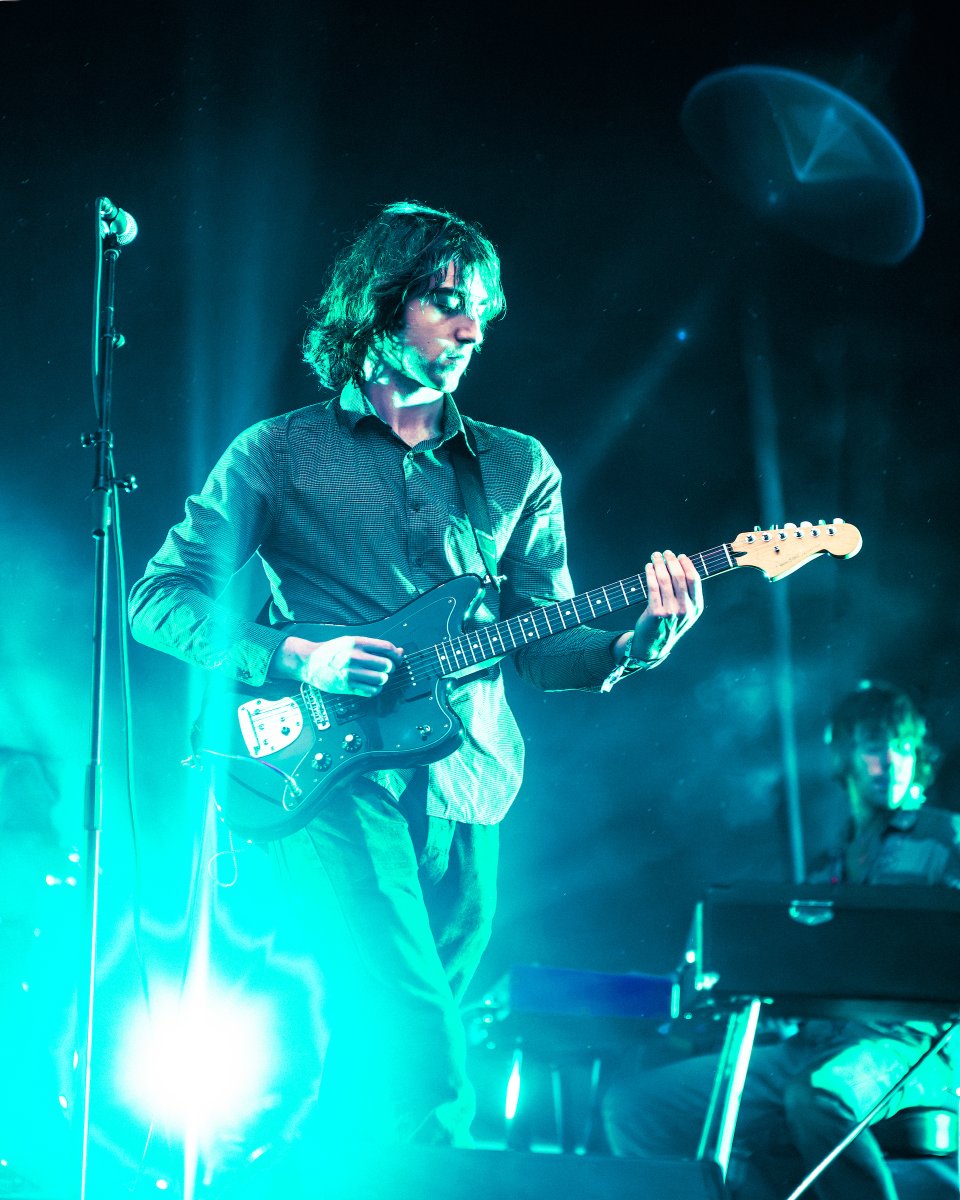 ShakyKneesFest's tweet photo. Friday tickets are almost gone and Shaky is on track to SELL OUT this week 😤

Last call to catch The Strokes, Turnstile, Fontaines D.C., Geese, and more! https://t.co/9oM4bP5nzy https://t.co/bRPkMAIVdA