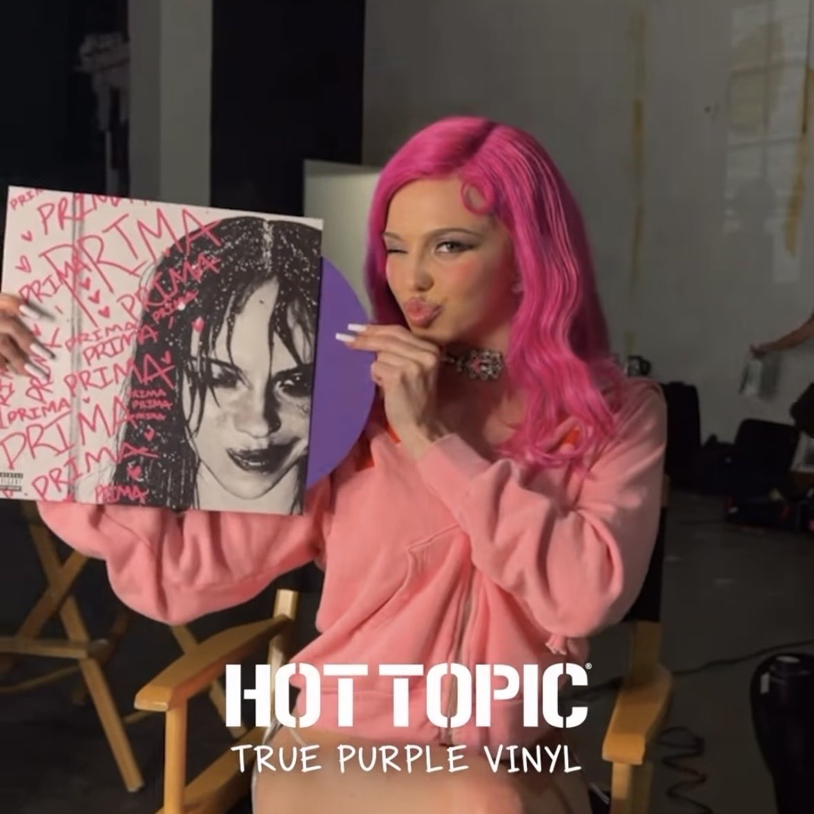 jergovafeeds's tweet photo. adéla looking insane sharing a first look at the prima vinyls

 on a what seems to be music video set 👀 https://t.co/oYDDmo69Nw