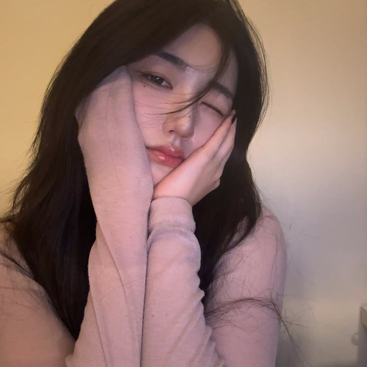 sohyyune's tweet photo. Ayo tidur guys. Good nite! https://t.co/zulNT5UbvL