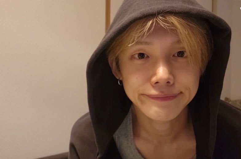jjuniebuns's tweet photo. no because that’s my comfort person https://t.co/s24otRX8Vo