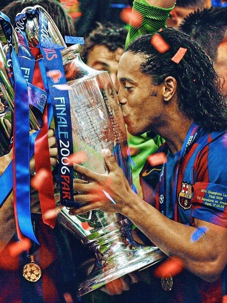 Ezekielctpw's tweet photo. Barcelona 2006 UCL final 🔥 https://t.co/OsdXzJBJHf