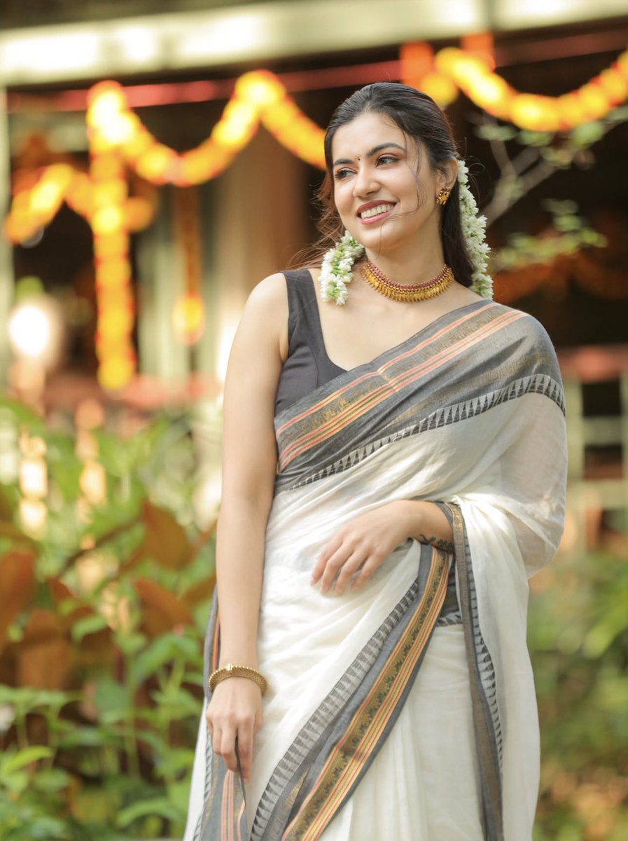 ctcupdates's tweet photo. #AnjuKurian 🤩 https://t.co/VtyG0DzzVS