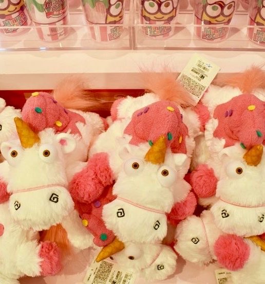 lalaaloopsyland's tweet photo. 𐔌՞. .՞𐦯 Concept…ᶻ 𝗓 𐰁 .ᐟ 🧸

little who has one very special stuffie that goes absolutely everywhere with them. breakfast? stuffie comes too. grocery store? stuffie tucked underneath their arm. bedtime? obviously stuffie has to get tucked in as well. the poor plushie has https://t.co/9bcjZDKusp