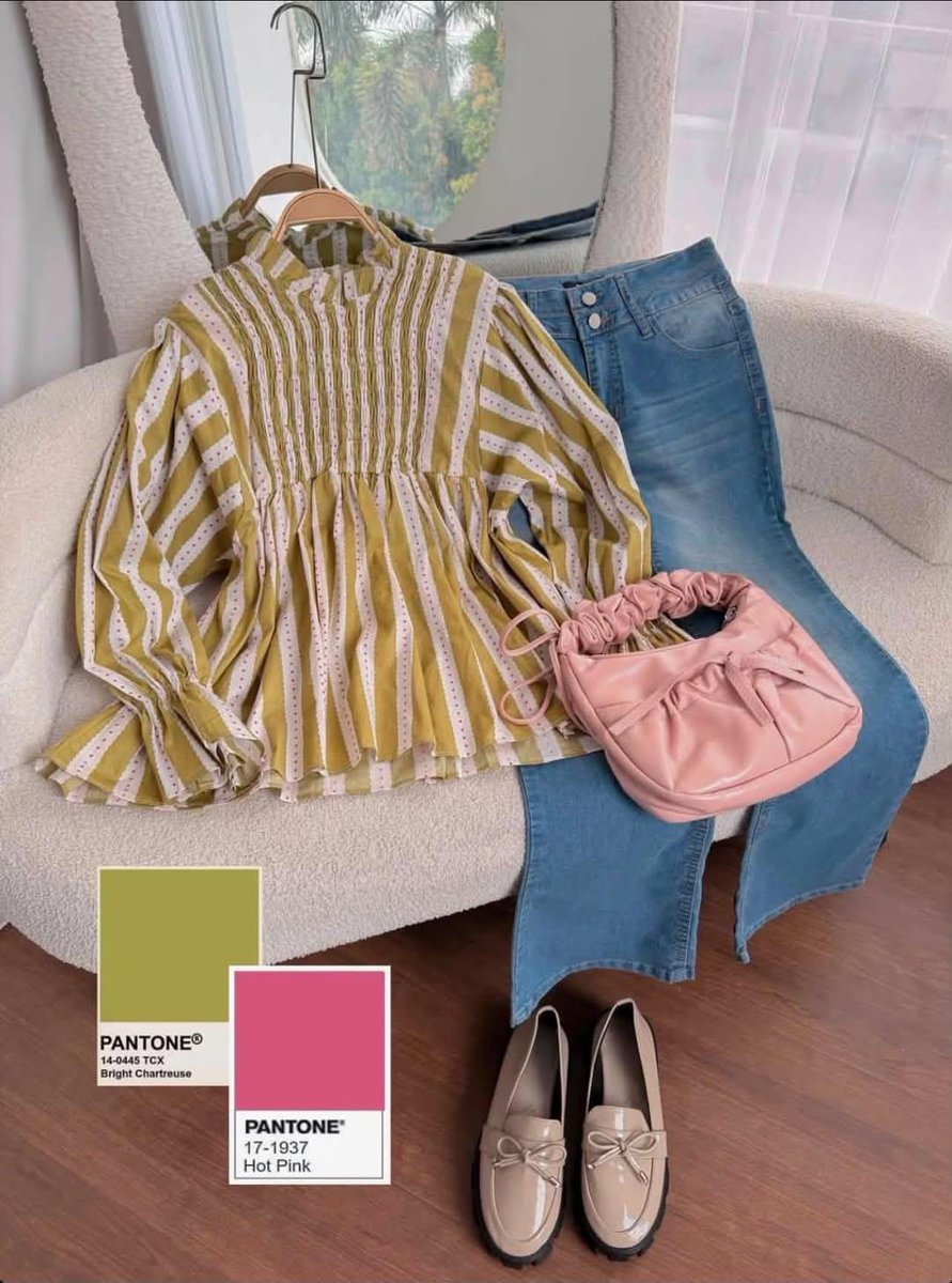 F_Helio6's tweet photo. NEMU ATASAN COLORFUL SE-GEMES INI 😭🌈

Warnanya cantik-cantik, modelnya juga lucu banget 😍🫶🏻 https://t.co/klqQOX4rsK