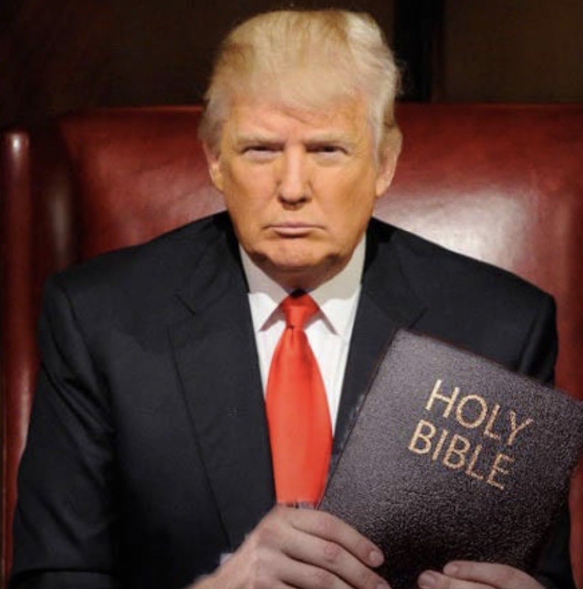 MAGAVoice's tweet photo. 🚨 President Trump came out today in support of Federally BANNING SHARIA LAW in every State 

JESUS CHRIST IS KING 🙏 https://t.co/LIq0DZRQle