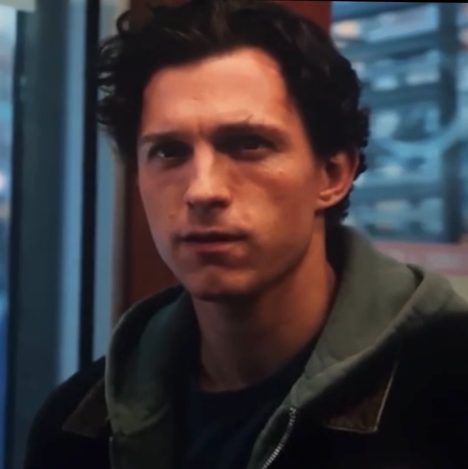 peterfemmejay's tweet photo. editing peterned and bro is NOTTTT subtle its a bit pathetic actually https://t.co/sHZ66GcVFX