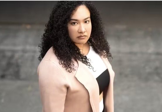 Suzierizzo1's tweet photo. Elsie Dominguez a U.S Navy Sailor filed a lawsuit after allegedly being raped in her bunk while asleep in her private quarters by her Captain.Then months later she found out that the DOL had determined the rape occurred within her job duties &amp; was Workers Comp not a Court matter. https://t.co/B4ASVUZM9A