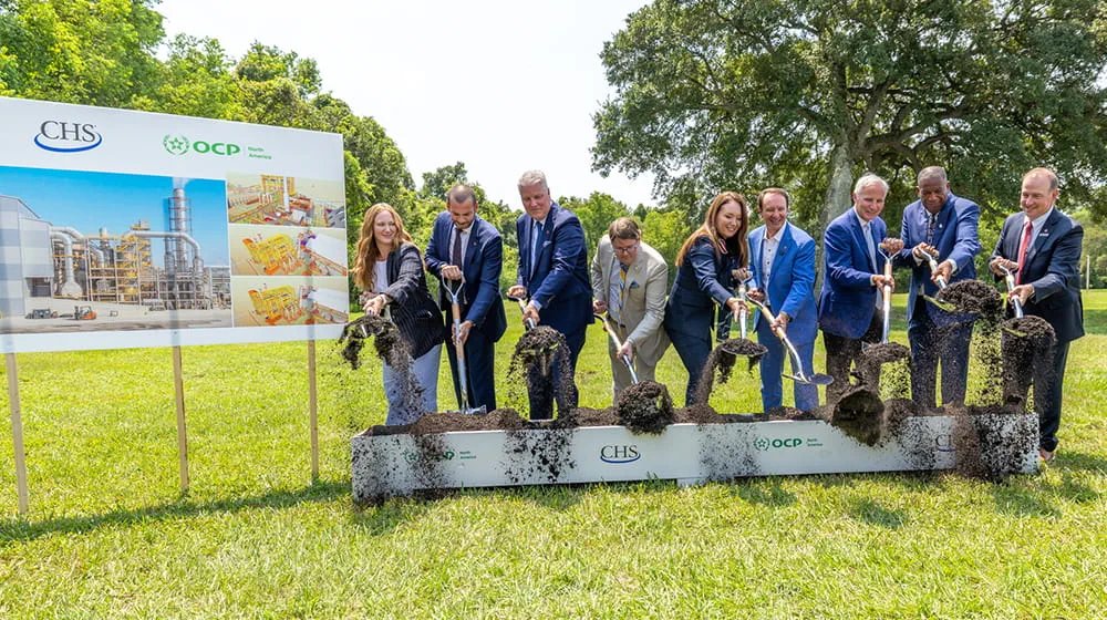 MoroccoIntel's tweet photo. 🇲🇦🇺🇸#FLASH| OCP 🇲🇦 et CHS 🇺🇸 annoncent la création d’une joint-venture avec un investissement de 450 millions $ visant à construire une usine d’engrais aux États-Unis 🇺🇸. 

Implantée au Cornerstone Energy Park à Waggaman en Louisiane 🇺🇸, l’usine aura une capacité de production d’environ 1 million de tonnes d’engrais par an, destinée principalement au marché agricole américain.