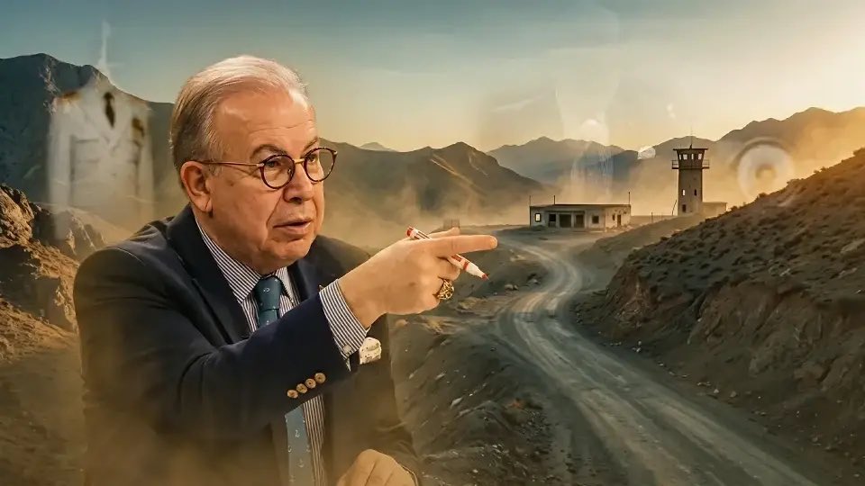 turkdegs's tweet photo. Cihat Yaycı : 
🇹🇷 26 Ağustos 1922’de Büyük Taarruz başladı, Türk ordusu düşmana ilk büyük darbeyi vurdu.

104 yıl sonra, aynı gece Fenerbahçe Fransa’da Lyon’u 2-1 yenerek Şampiyonlar Ligi’ne adını yazdırdı.

26 Ağustos, Türk’ün zafer günüdür!

Tebrikler Fenerbahçe! 🇹🇷💛💙 https://t.co/FVLSY1a40q