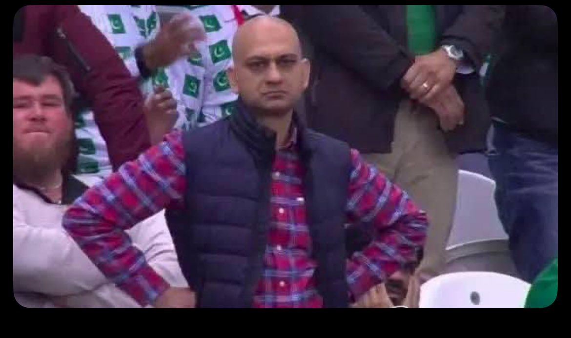 BadBunnyoh's tweet photo. @Adikastakes Barcelona fan right now after expecting a draw, so that Madrid will start preparing for changing new coach https://t.co/IwKUzdR3PR