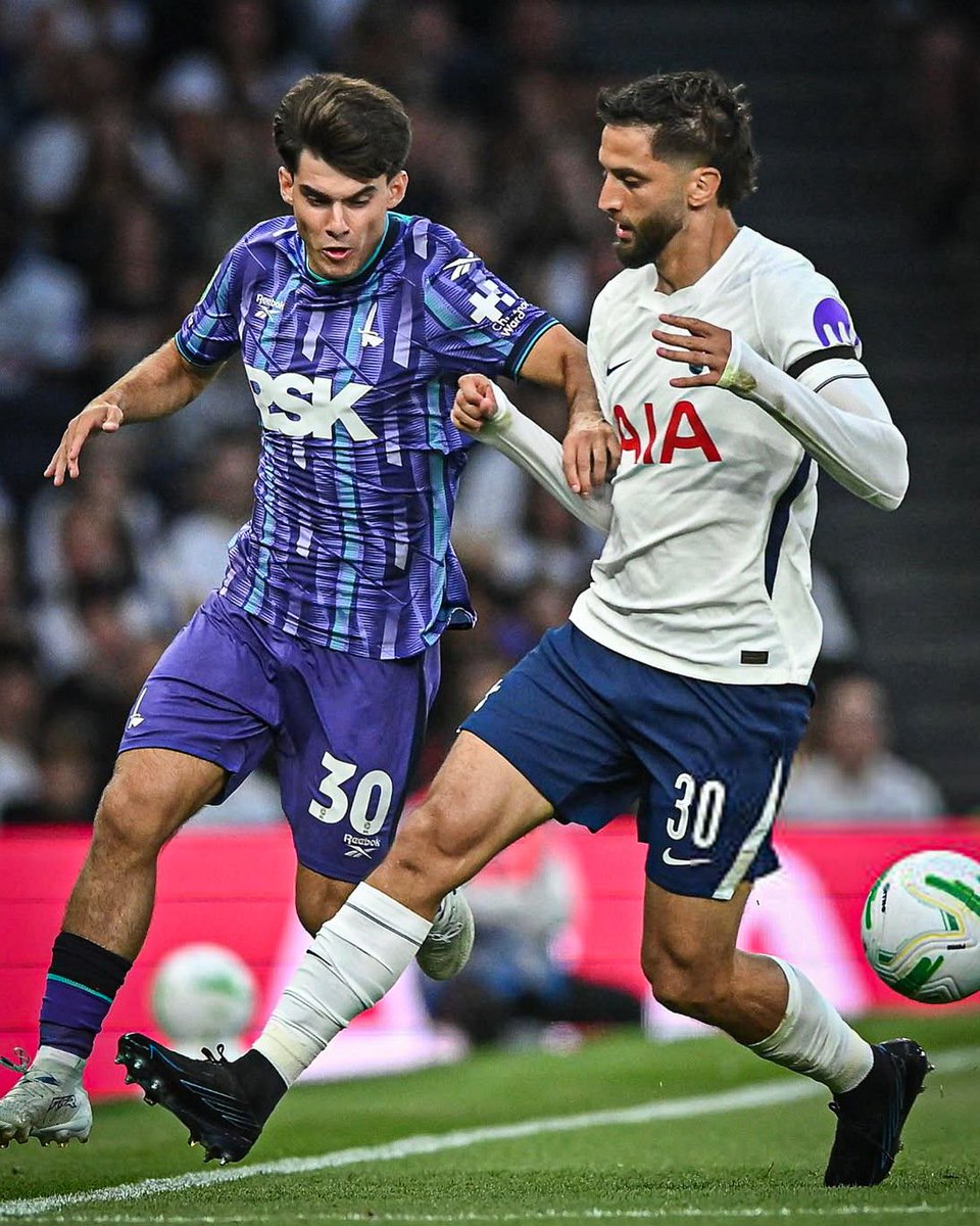 SpursArmyTweets's tweet photo. 🚨🎙️ Roberto De Zerbi RAVES about Mateus Fernandes’ talent and PRAISES Rodrigo Bentancur’s performance for #thfc tonight:

“Mateus Fernandes is another talent, big talent. We are lucky because he can cover two positions on the pitch, as a pivot or a number 10.

“He brings quality, he's dynamic and he fights on the pitch. Last season he was one of the best players in winning the ball. 

“Today I think Rodrigo Bentancur played very well and he will be very important for us.

“He started the season later than the others but when he's fit he's a different player. His understanding is great.”

@AlasdairGold