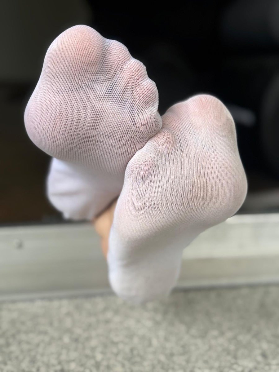 Bellanipd's tweet photo. Wird mal Zeit für ein paar neue 😉 https://t.co/JSeFmEcojN