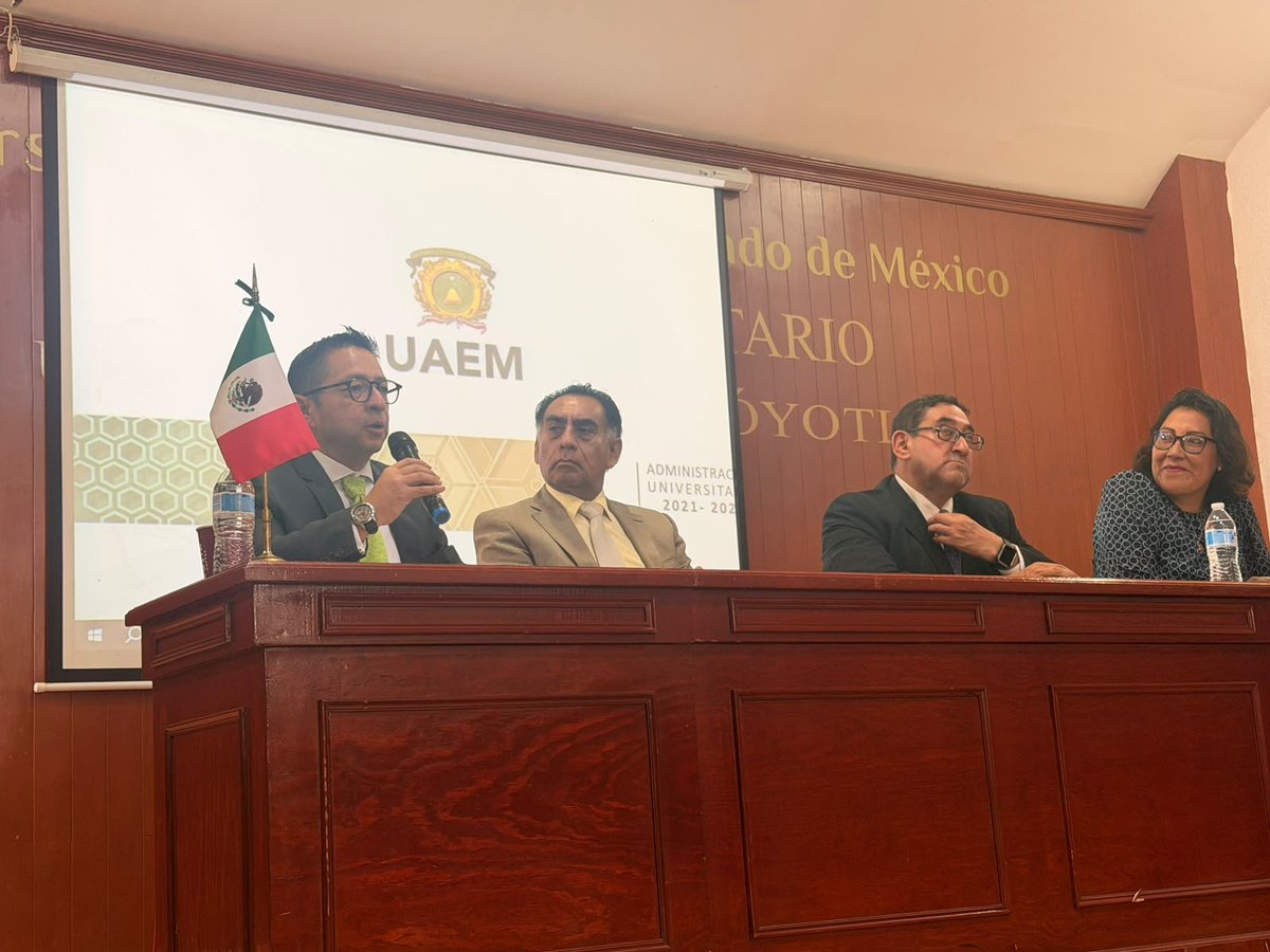 EduardoBlanco71's tweet photo. Conferencia el Tmec y su impacto en la economía Mexicana @UAEM_MX @sintesisuaemex en CU Nezahualcóyotl. https://t.co/MjgyEMxjAb