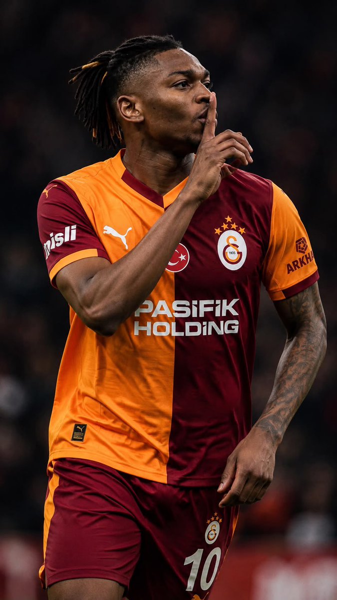 VictorSado45's tweet photo. 🚨 Leão’nun avukatları, #Galatasaray ile kişisel şartlarda anlaşma sağlamak için görüşme hâlinde. (@Glongari) https://t.co/TkkCgy9sF8