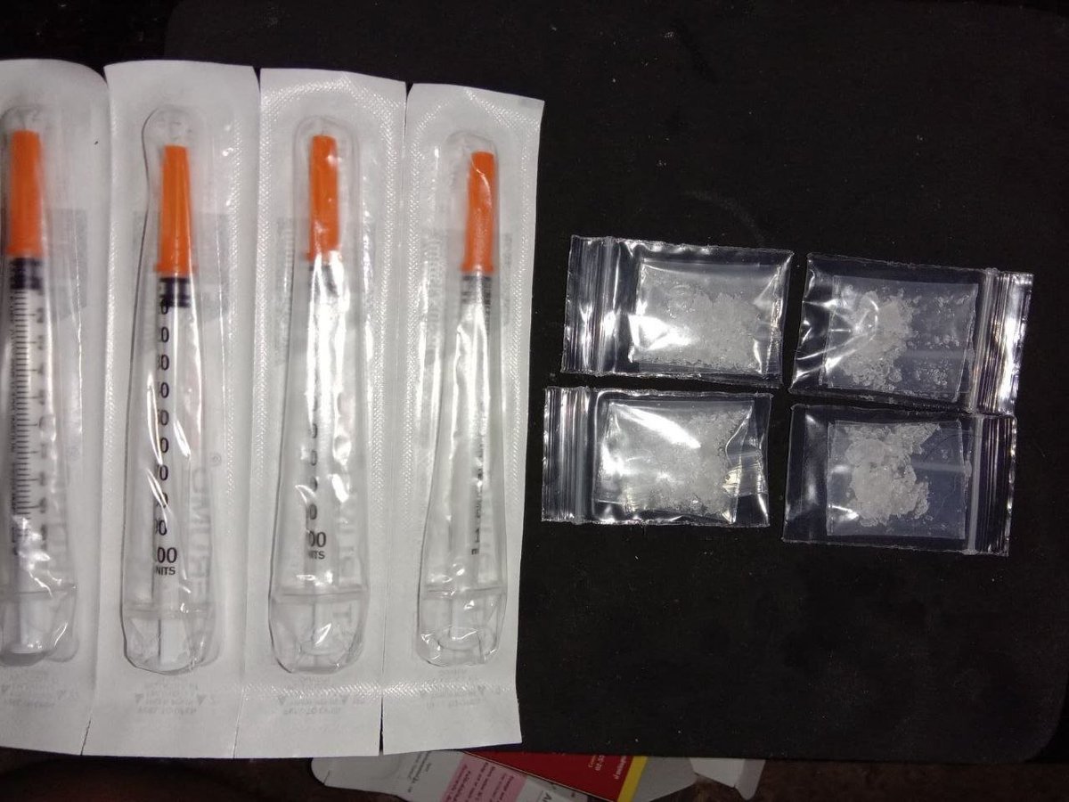 chickenoopk's tweet photo. @FridayOctober3 @vevo4171 มาครับ https://t.co/PmKJoeWsXW