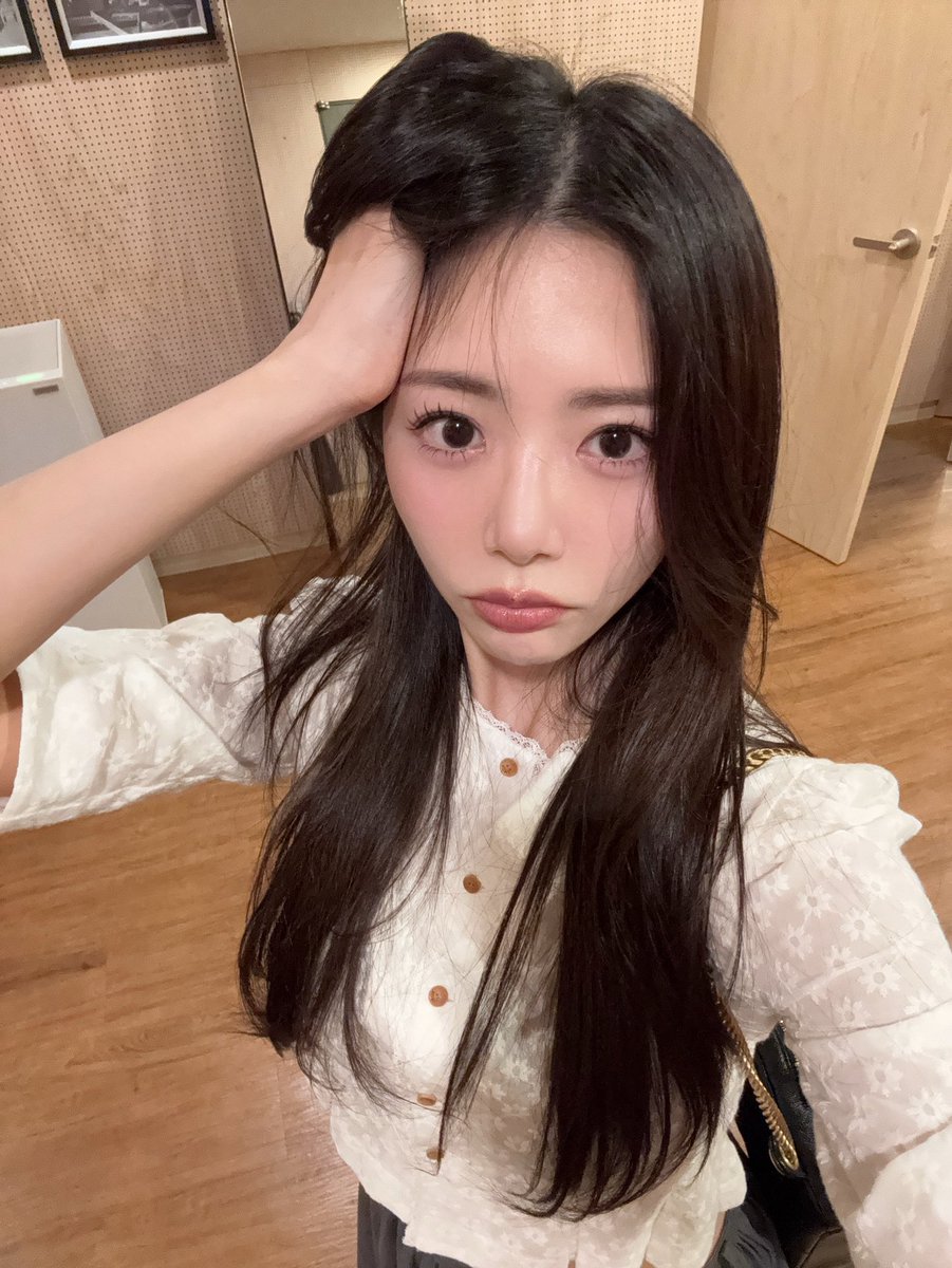 bunnjiu's tweet photo. her. https://t.co/PnxDd1i1O6