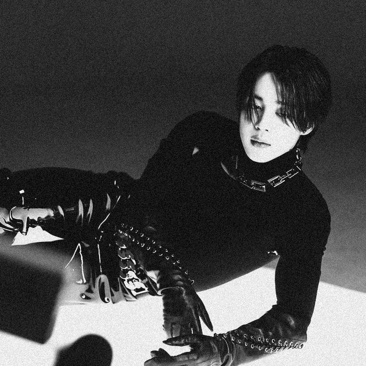 tthere4youu's tweet photo. i think we don’t talk about this jimin enough https://t.co/PboTaxzohE