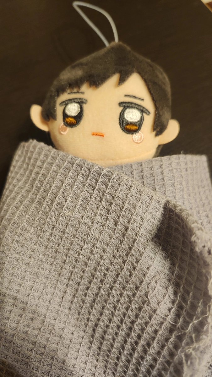 meDo_veek's tweet photo. #APHぬい撮り
⬆ぬい撮り用のタグ作ってみました。もし宜しければ使ってみてください。

ってことで試しにぬい撮りを置いてみます。 https://t.co/NeZJN1mPNF