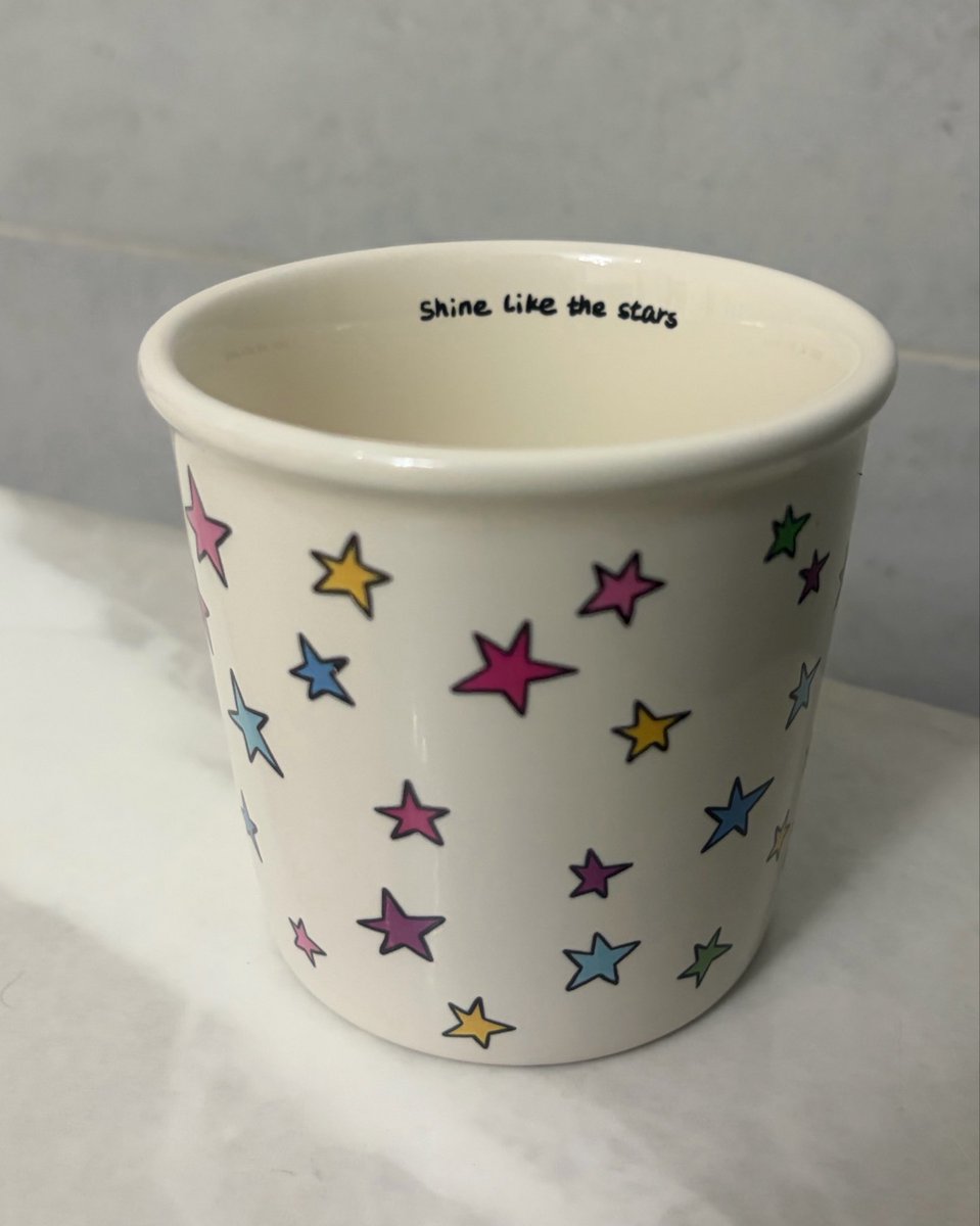 iaml_star's tweet photo. It's all in the details💘 https://t.co/BhclA6icGE