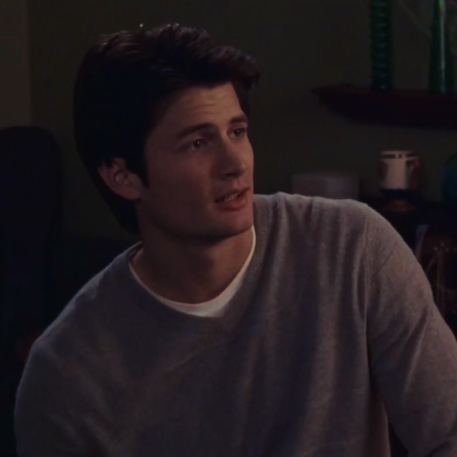 treehwll's tweet photo. enchanted ✹ naley au

onde haley sai de uma festa qualquer encantada por um estranho. sem saber se aquilo foi real, ou só o acaso de uma noite.

ou

onde nathan, que nunca se deixa levar por ninguém, se pega enfeitiçado por uma garota que mal conhece. https://t.co/56vH5SEHGy