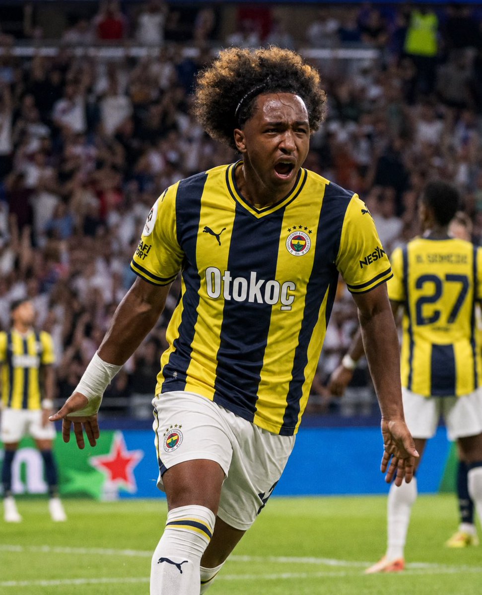 suleymannntr's tweet photo. @Fenerbahce @Nesinecom Lyon mali sıkıntılar sebebiyle 50m € ihtiyacı var ve oyuncu satmak zorunda, kontenjan şartını sağlıyor.
Neyi bekliyorsun @Fenerbahce gir şu adama.
-Sağ kanadın 24’lük GREENWOOD
-Sol kanadın 21’lik FOFANA https://t.co/UdD8R7k6wy