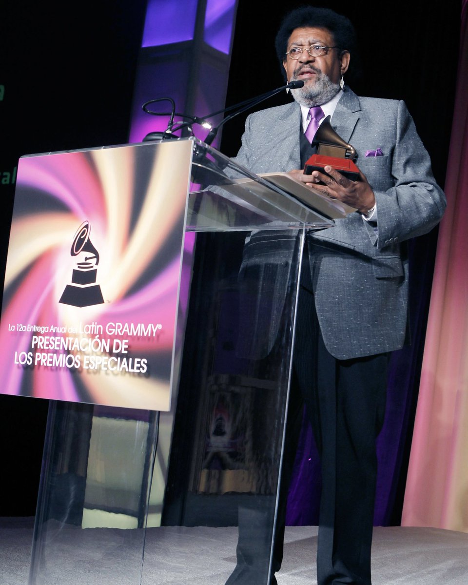LatinGRAMMYs tweet picture