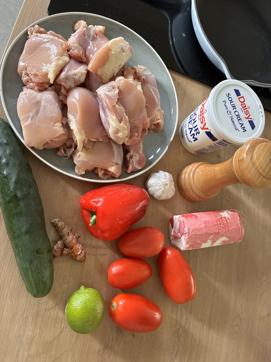Jo2Life's tweet photo. Modern 'chicken curry' is usually a toxic trap of industrial seed oils, sugar, and processed factory bread.
Real health is about upgrading the quality. 

Today’s Survival Home Cooking: Clean Caribbean-style chicken thighs seared in pure raw butter using my cast iron skillet. 

🥩🧈No seed oils. Just local bread, garlic, sour cream, and a powerful longevity hack: fresh turmeric paired with black pepper to boost anti-cancer curcumin absorption by 2000%. 

🧬🔬Your kitchen is your first line of defense. Keep it non-toxic and ancestral. 🌿🍳