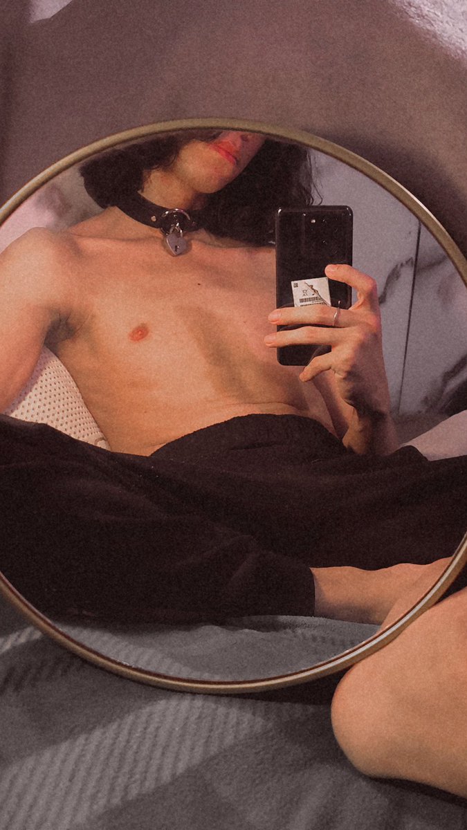 KSweetestToy's tweet photo. @Mattathilnibin show me up ~~dm me https://t.co/ucCyTKfvLt